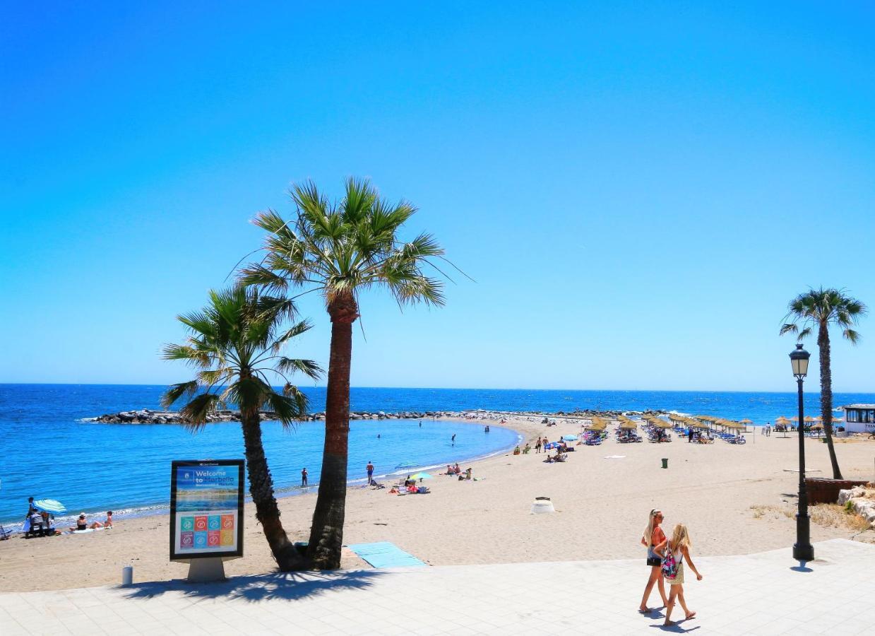 Beachfront Luxury Apartment, Puerto Banus, Marbella Eksteriør billede